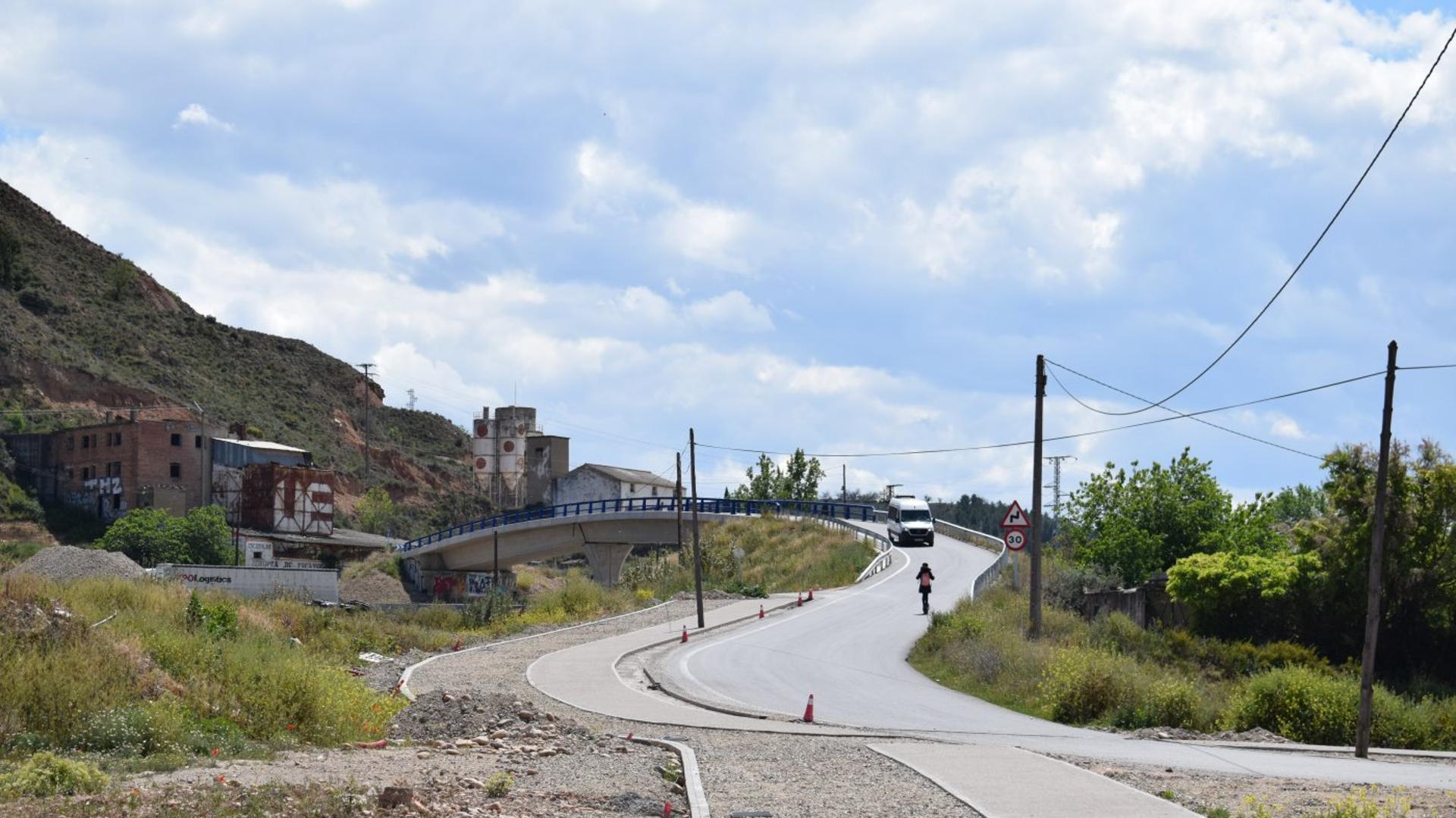 El carril ciclopeatonal de Villamediana concluirá sin disponer aún de